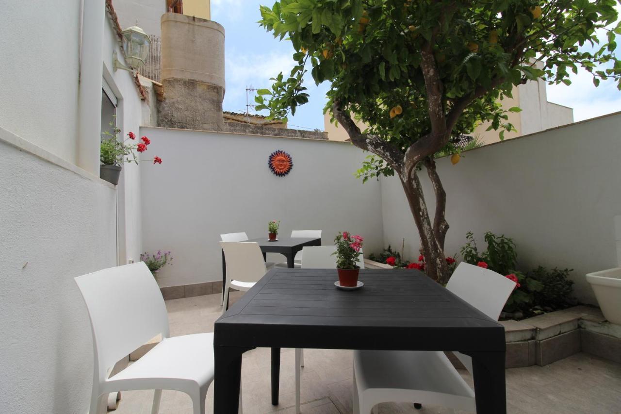 Bed & Breakfast Val Di Erice ヴァルデーリチェ エクステリア 写真